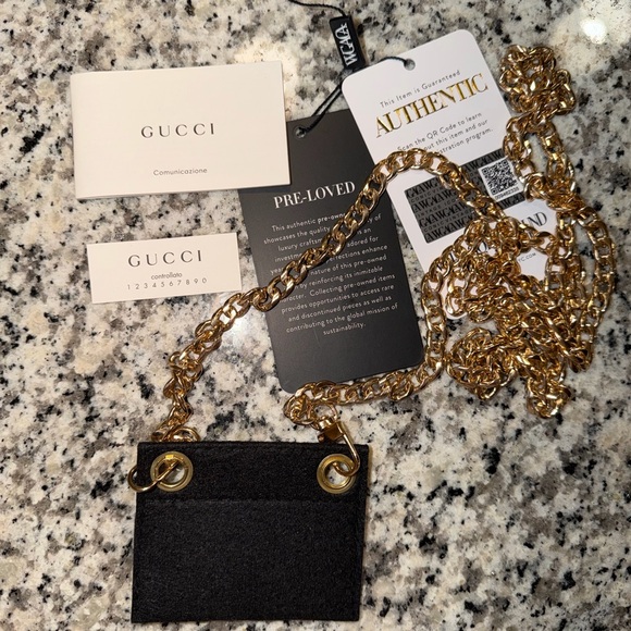 🔥Authentic Gucci Wallet with Interlocking GG Gold Hardware - Full Inclusion!🔥 - Picture 9 of 11